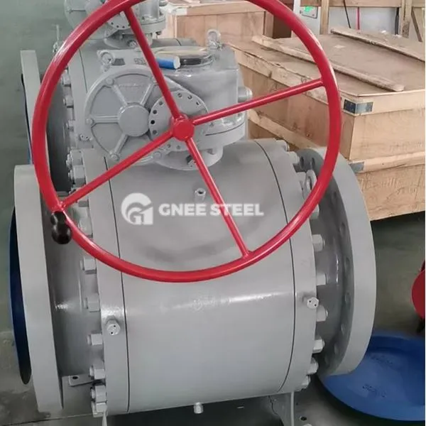 Gírstýrður kúluventill